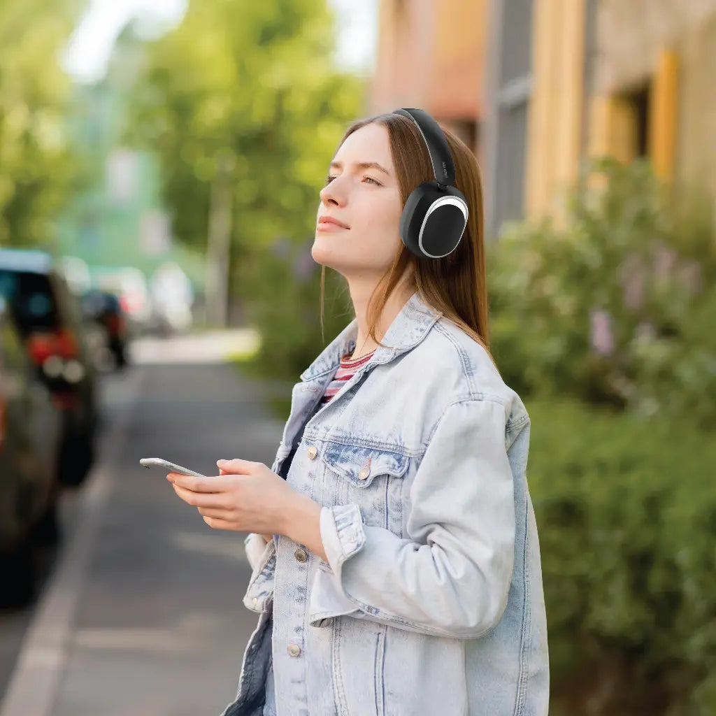 Green Lion Santos Wireless Headphone with ANC