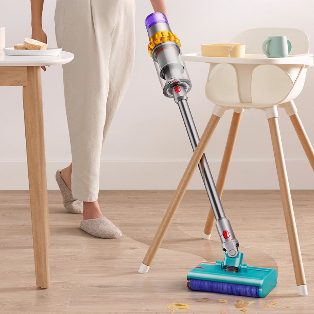 Dyson V15s Detect Submarine LCD screen