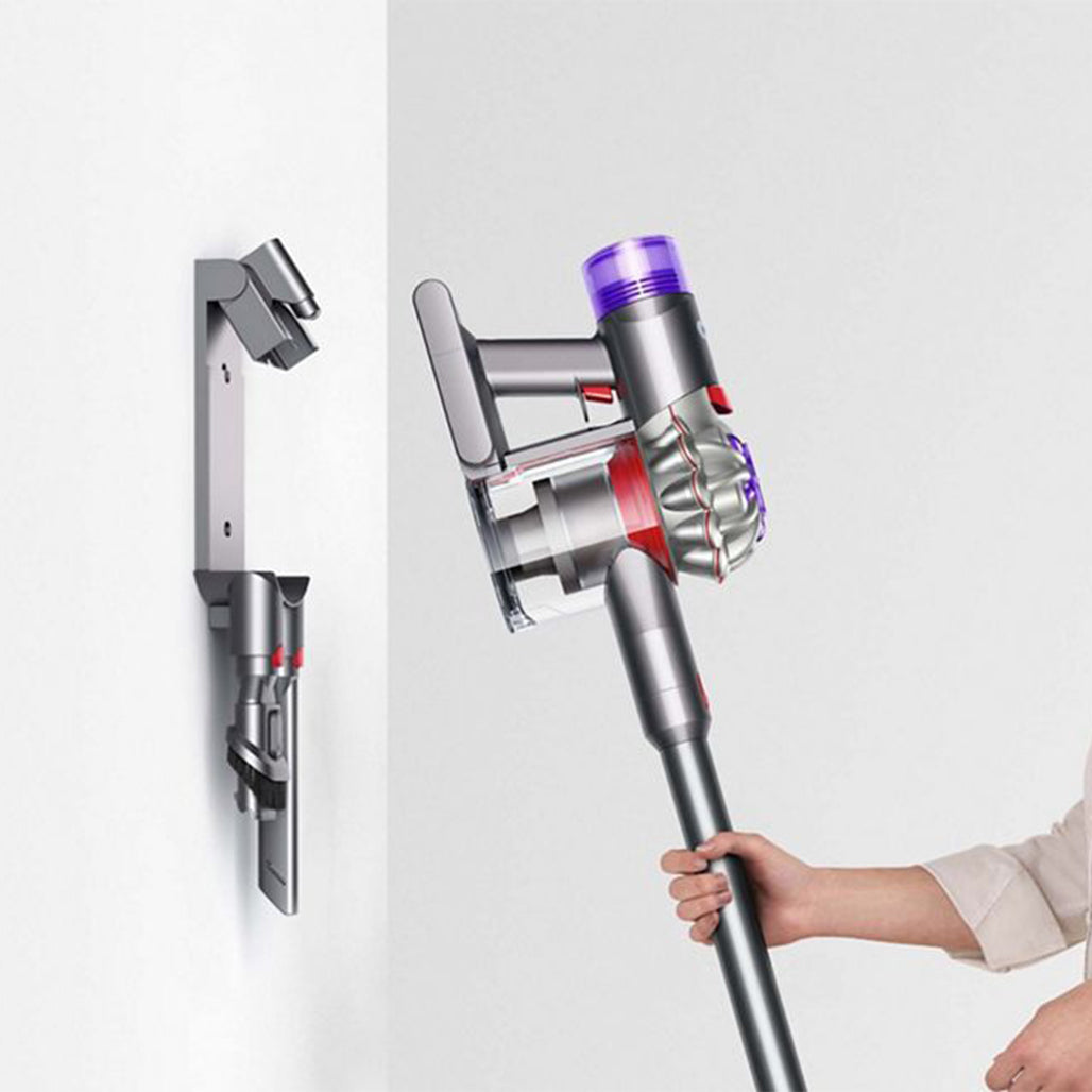 Dyson V8 Advanced accessories