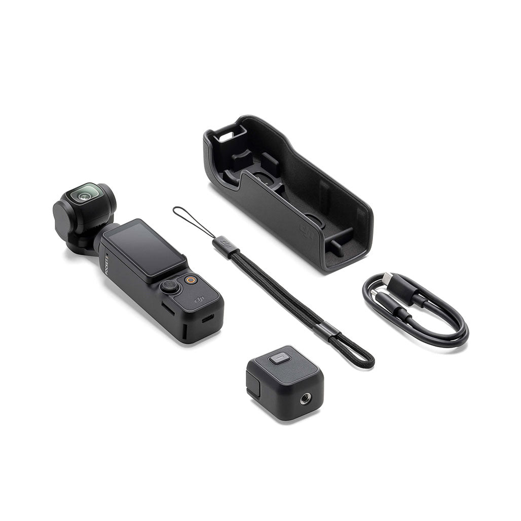 DJI Osmo Pocket 3 in hand