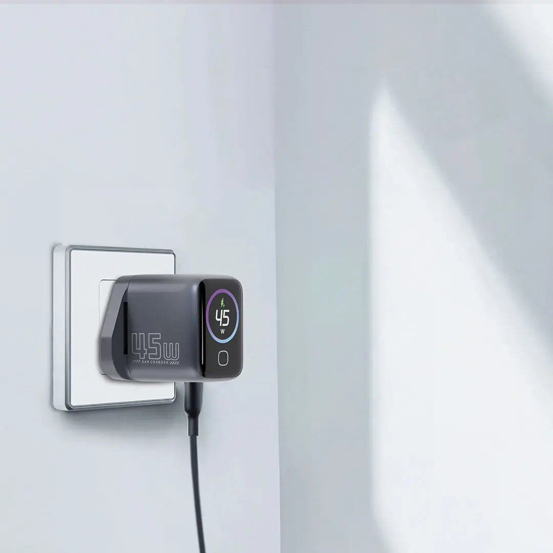 Powerology Voltflow 45W GaN charger folded plug