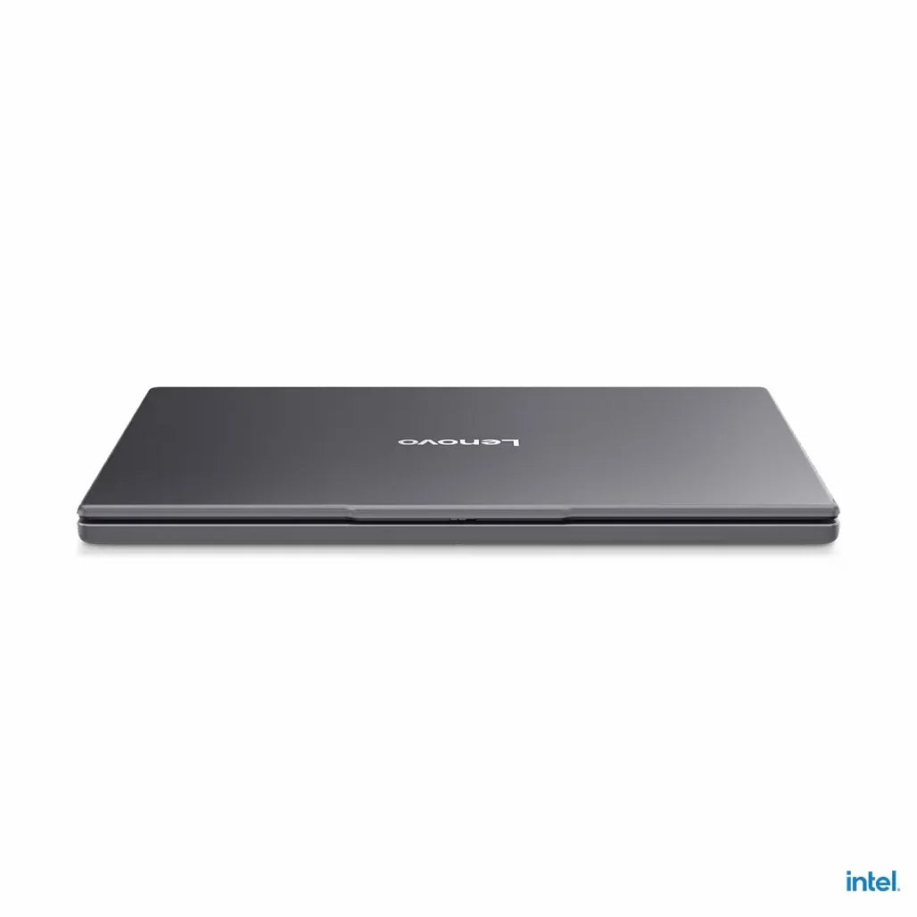 Lenovo IdeaPad Slim 3 15IRH10 open