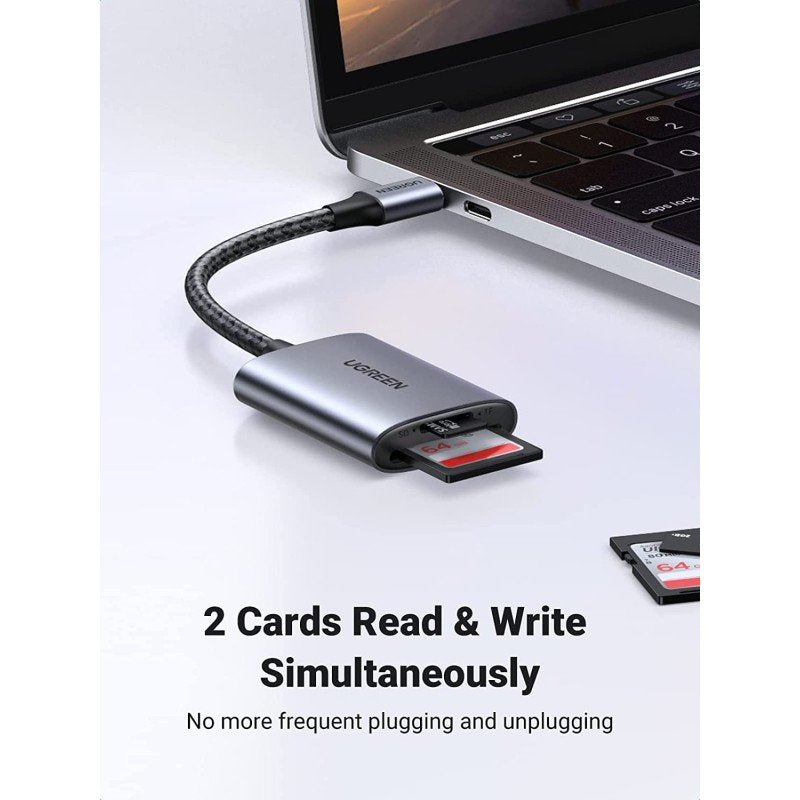 UGREEN CM401 Card Reader - angle view